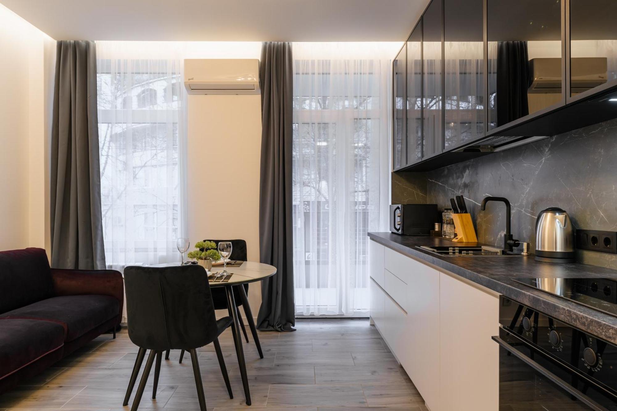 Luxury Apartments Laborca Uzjhorod Eksteriør bilde